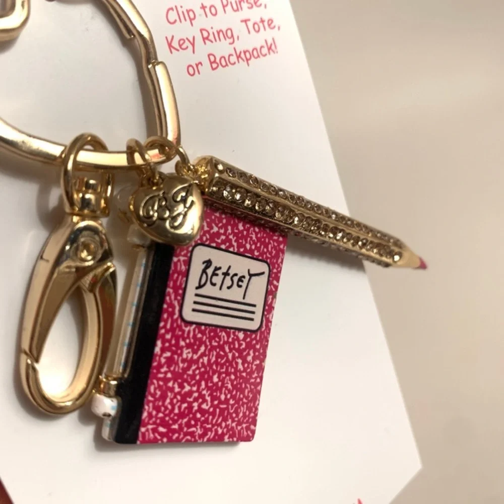 BETSEY JOHNSON Notebook & Pencil Set Bag Purse Backpack Charm Keychain 2024 NWT